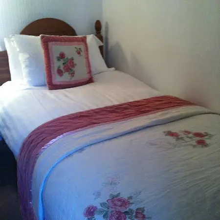 Konukevi Littletown Farm 4*